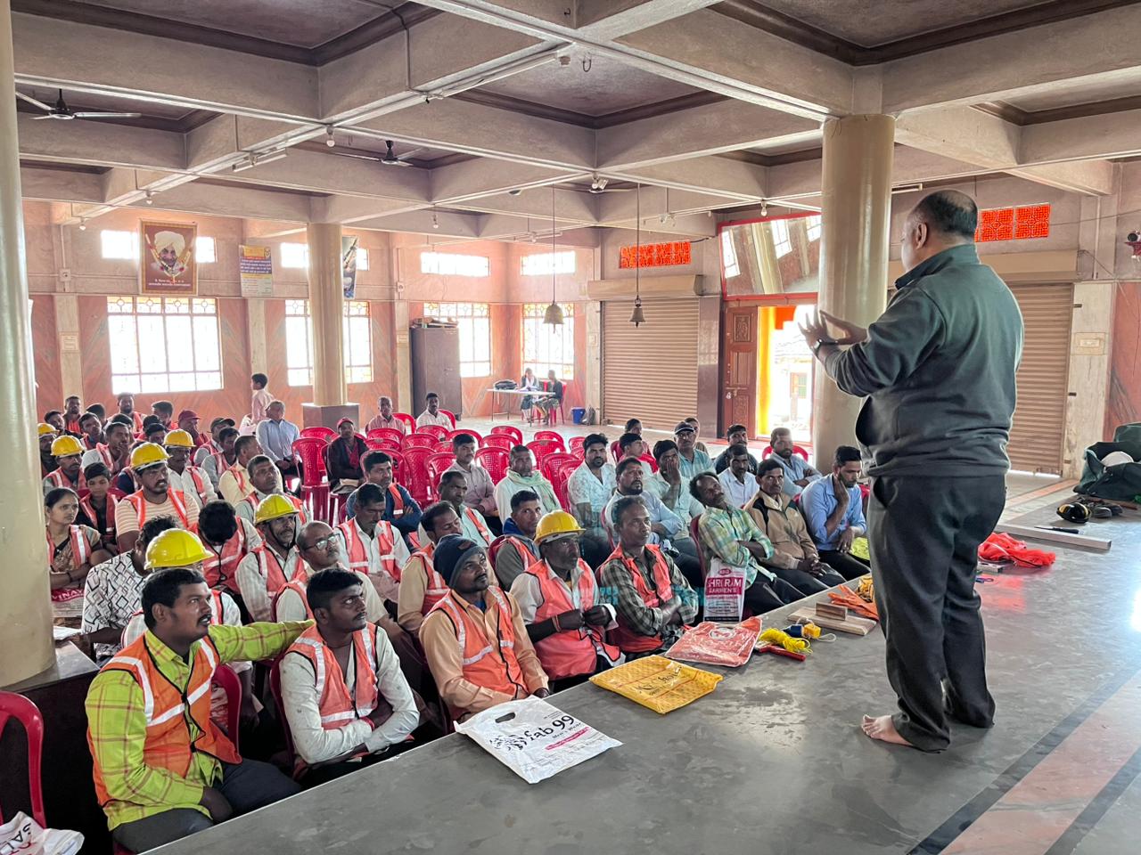 Safety & PPE Awareness — Worker Assembly